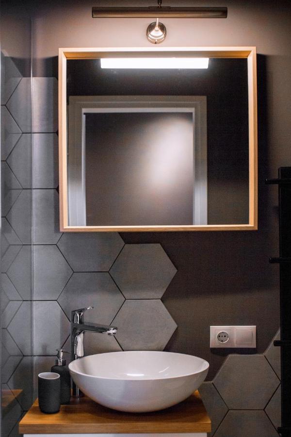 Modern Apartment In Old Riga With A River View Luaran gambar