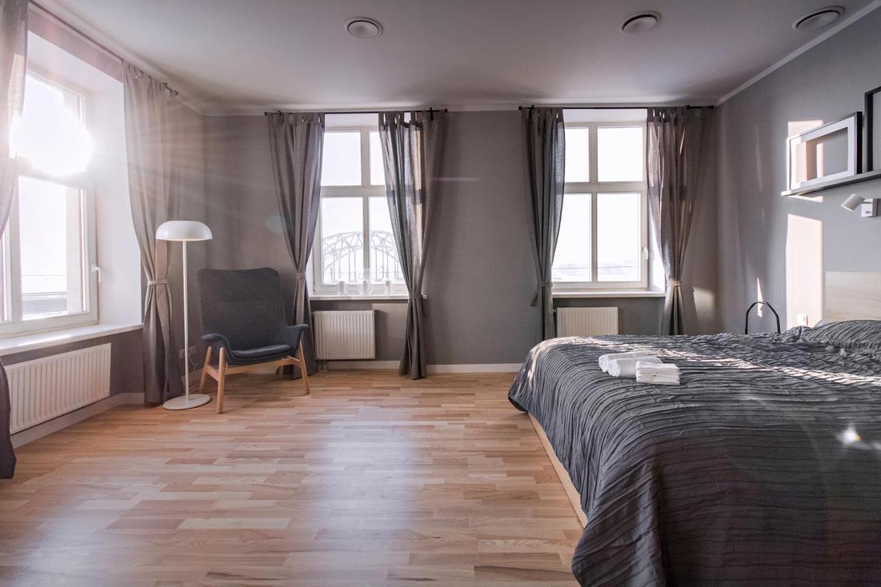 Modern Apartment In Old Riga With A River View Luaran gambar